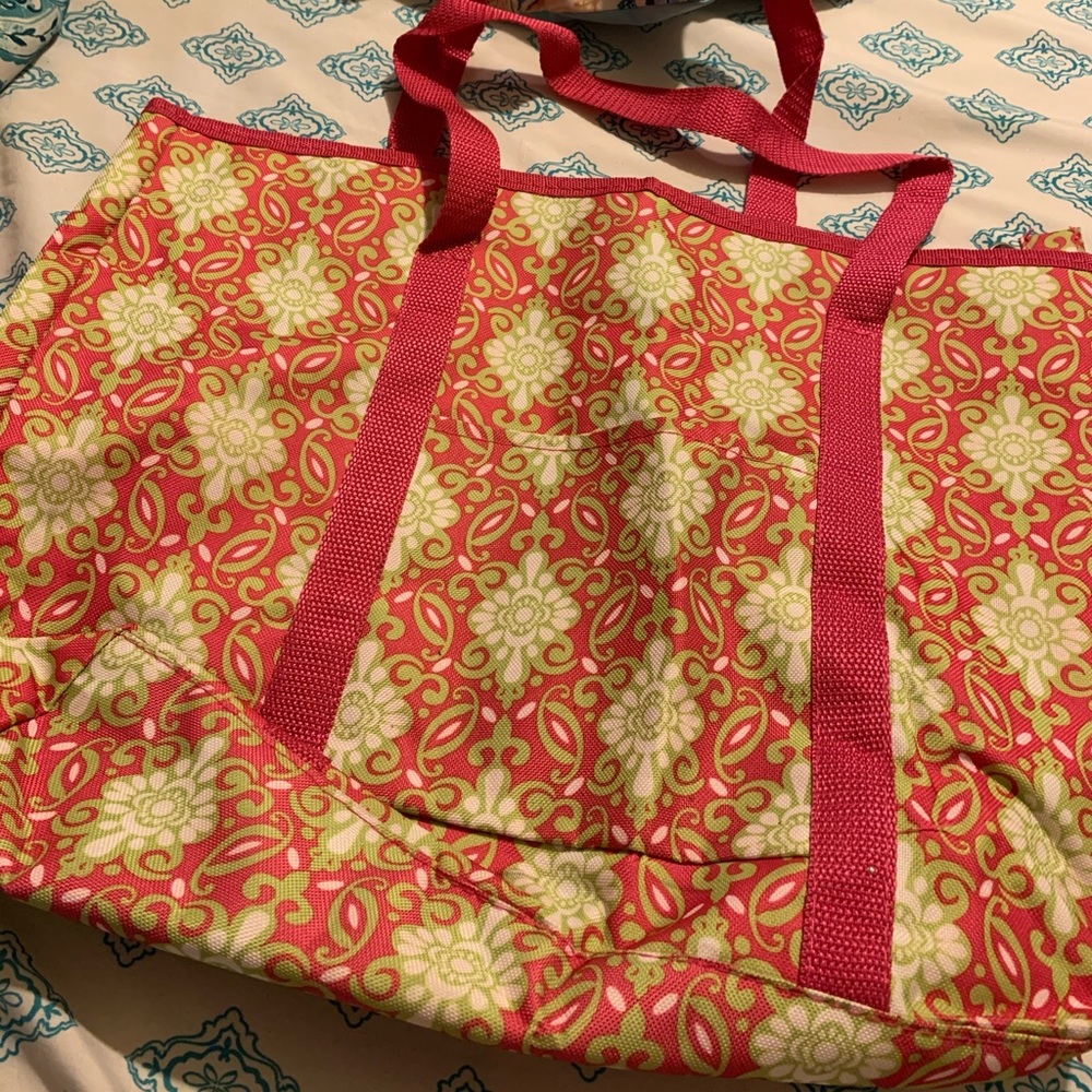 tote